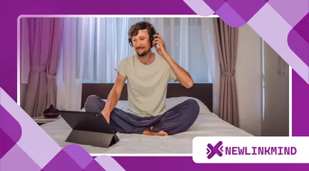 Best Apps and YouTube Channels for Home Yoga