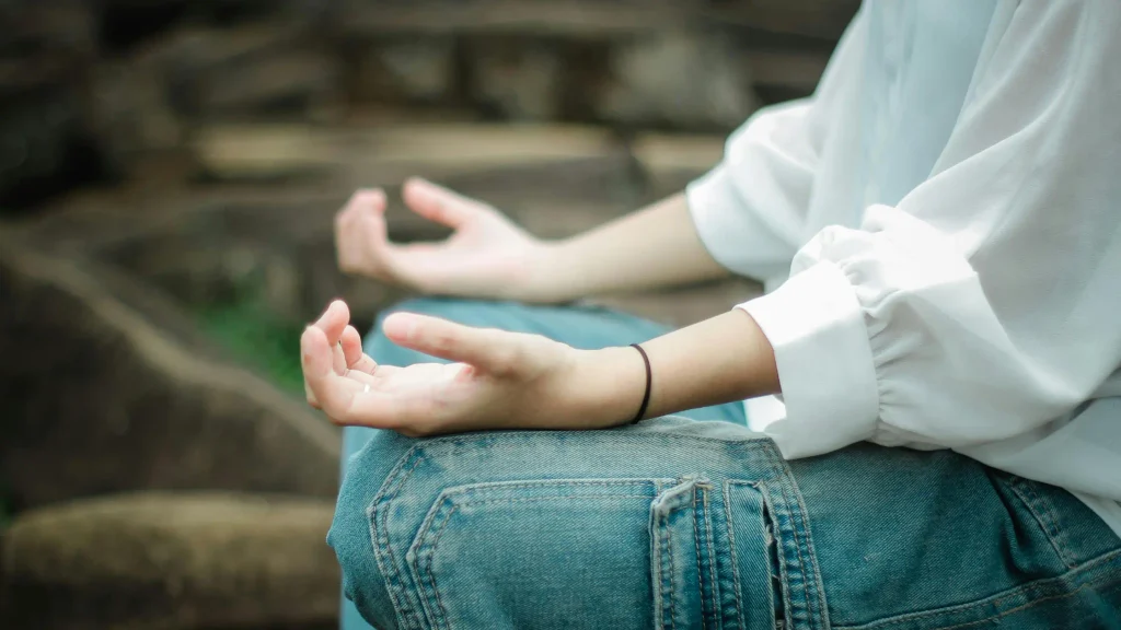  reduce emotional strain in service roles